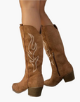 Women's knee-high cowboy boots in sand with western stitching and block heel