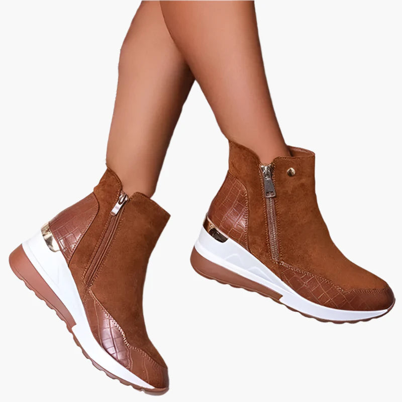 Women's orthopedic wedge ankle boots in beige with side zip fastening