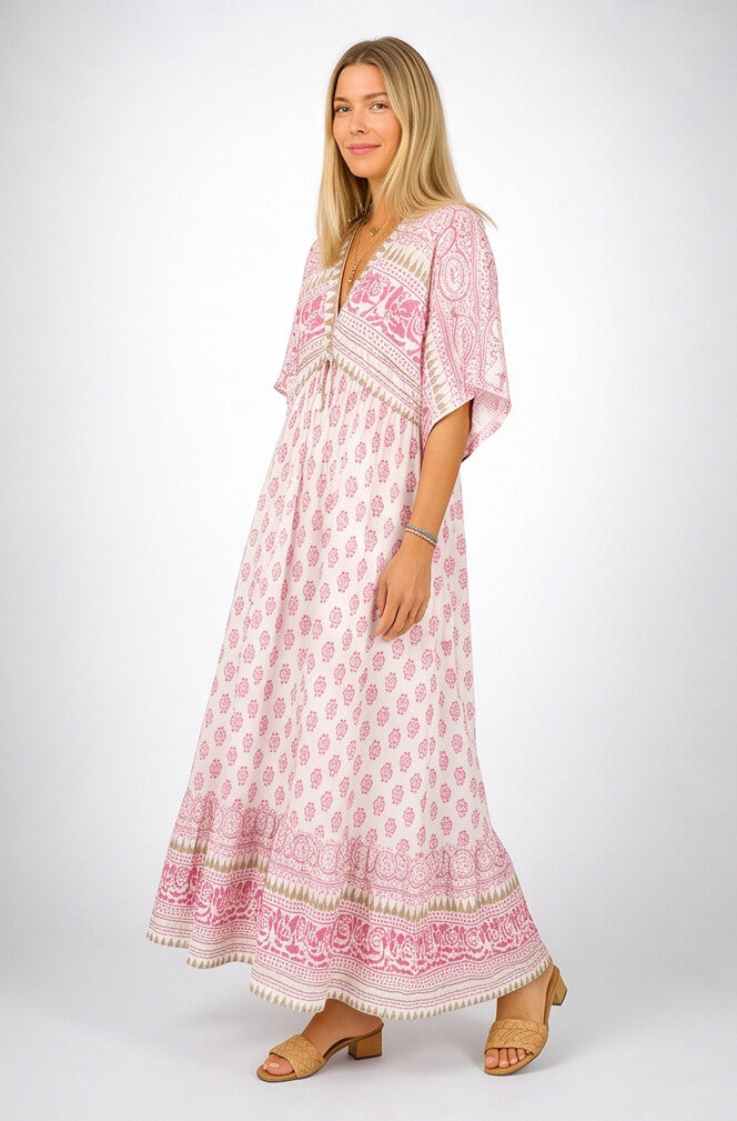 Fresh Boho Summer Dress With V-Neck Design 2
