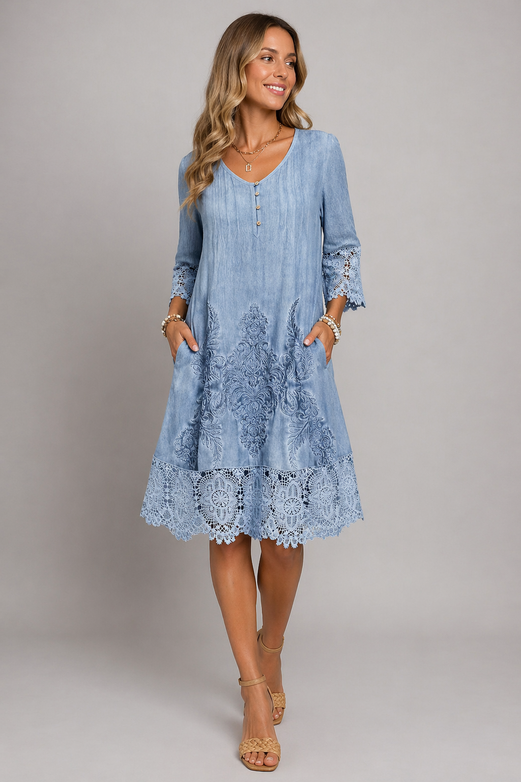 Charming Midi Dress With Lace And 3/4 Sleeves 0